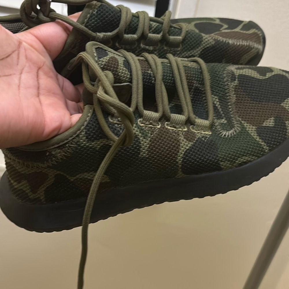 Tubular Shadow camo Adidas size 6